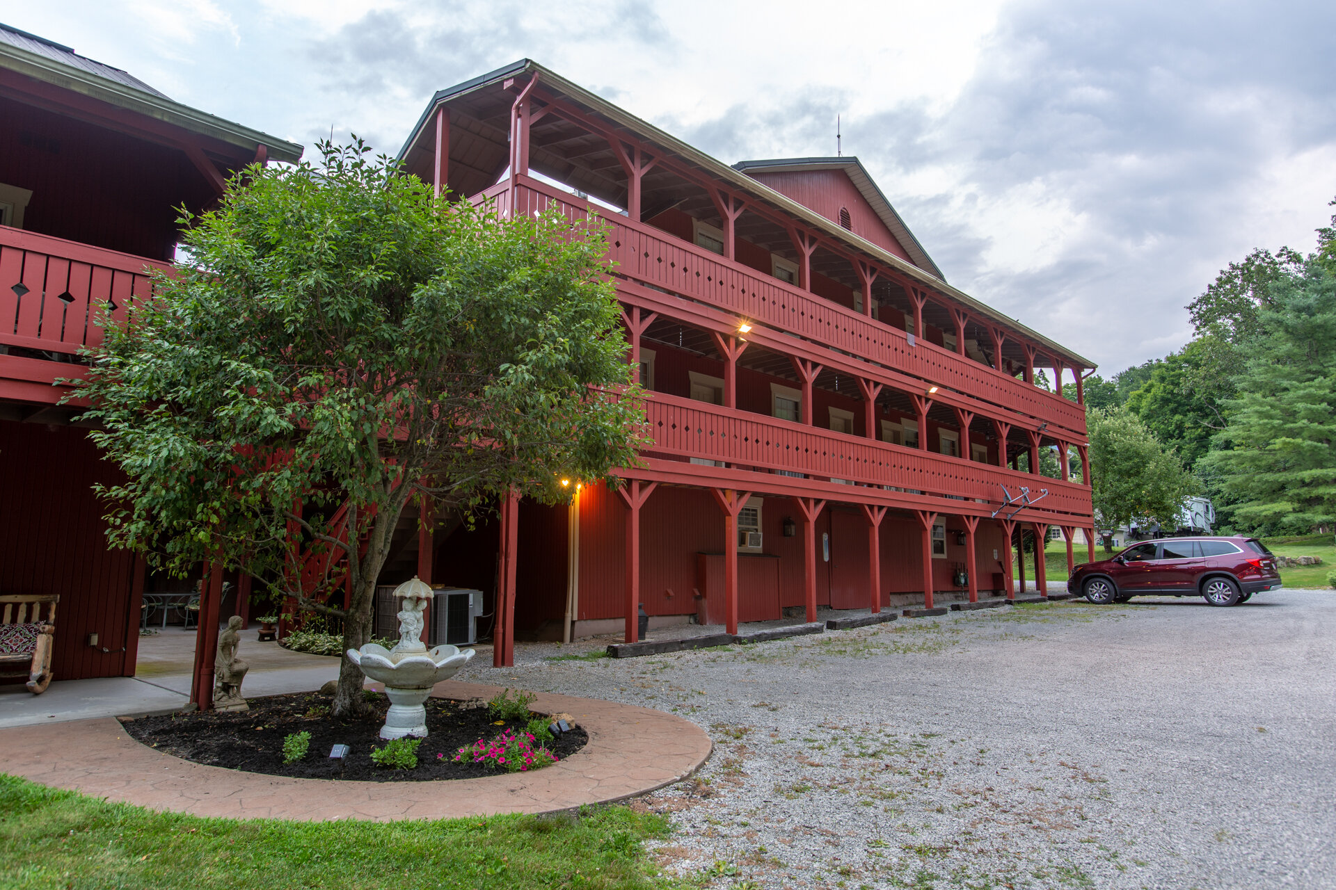 The Barn Inn Bed And Breakfast In Millersburg